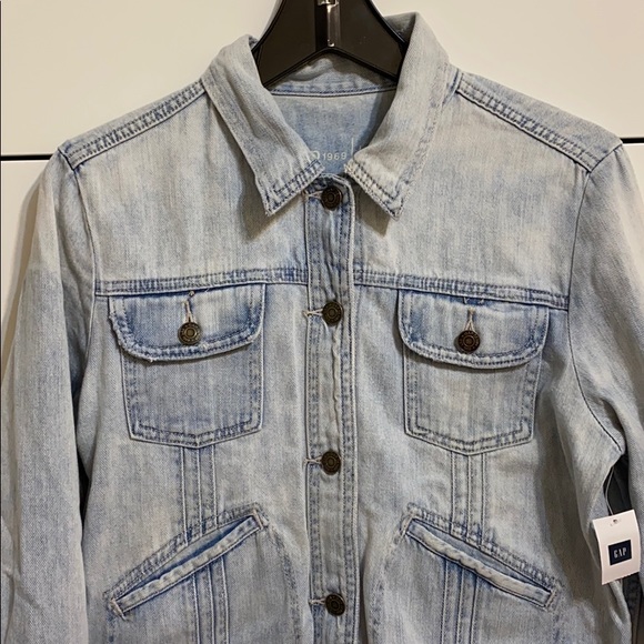Gap women denim jacket - Picture 2 of 3